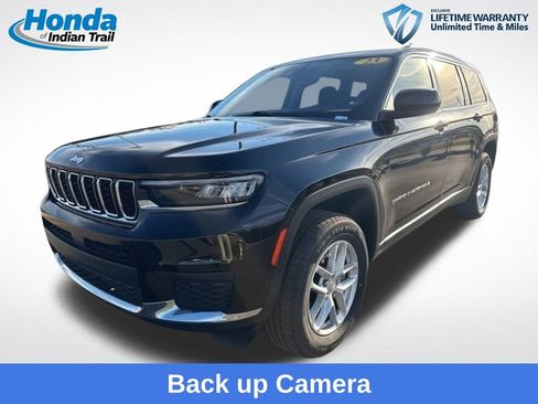 Used 2023 Jeep Grand Cherokee L Laredo image 1