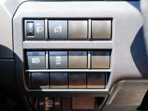 Used 2025 Toyota Tacoma SR5 RWD image 19
