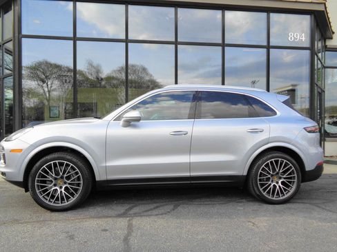 Used 2021 Porsche Cayenne AWD/4WD image 8