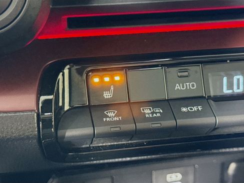 Used 2024 Toyota Prius Prime image 21