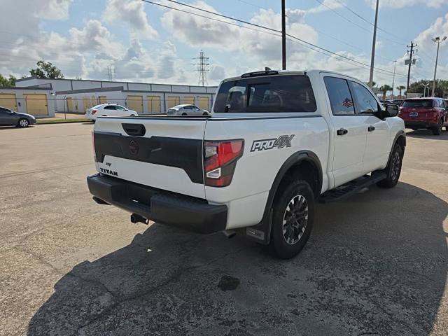 Used 2023 Nissan Titan PRO-4X w/ Pro-4x Convenience Package AWD/4WD image 11