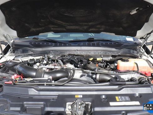 Used 2018 Ford F550 4x4 Crew Cab Super Duty image 13
