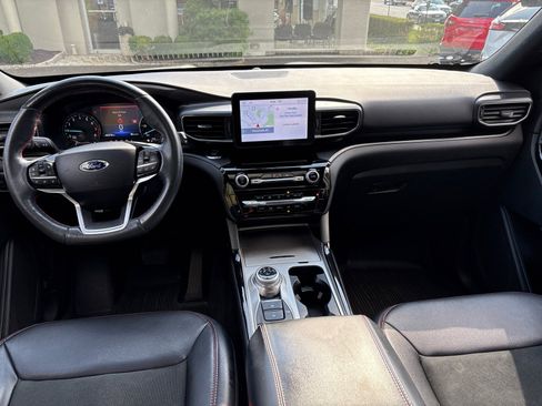 Used 2022 Ford Explorer ST-Line w/ Class IV Trailer Tow Package image 11