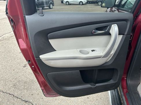 Used 2010 GMC Acadia SL image 14