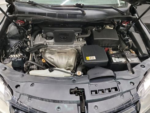 Used 2017 Toyota Camry SE image 24