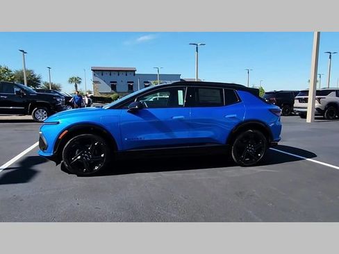 New 2026 Chevrolet Equinox EV RS image 23