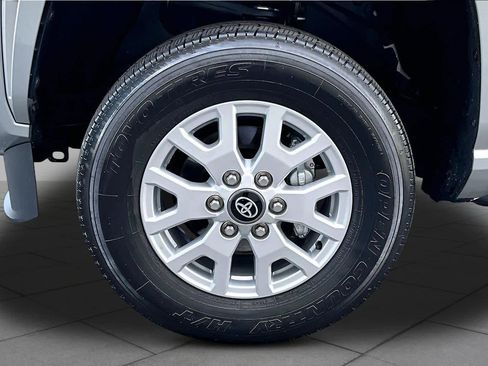Used 2025 Toyota Tacoma SR5 RWD image 11