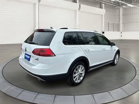 Used 2017 Volkswagen Golf Alltrack S AWD/4WD image 5
