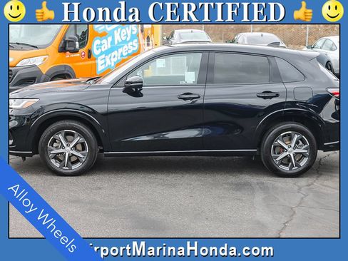 Certified 2024 Honda HR-V EX-L image 3