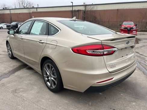 Used 2019 Ford Fusion Titanium image 7