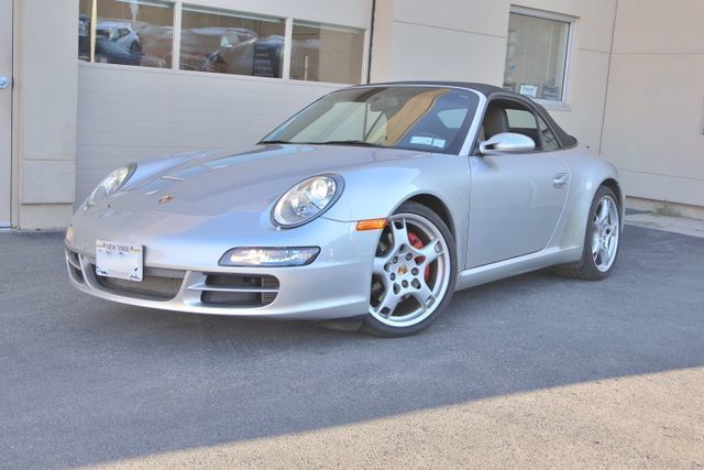 Used 2006 Porsche 911 Carrera S RWD image 2