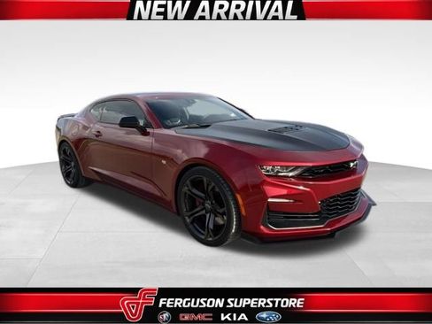 Used 2021 Chevrolet Camaro SS RWD image 1