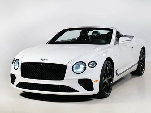 Used 2021 Bentley Continental GT V8 image 3