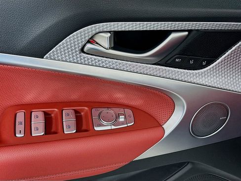 Used 2023 Genesis G70 2.0T w/ Sport Prestige Package image 18