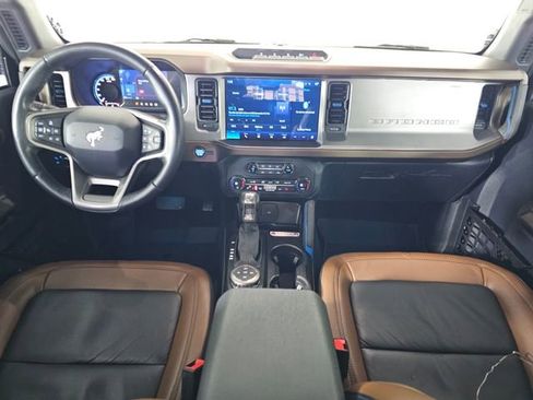 Used 2023 Ford Bronco Outer Banks w/ Sasquatch Package image 22