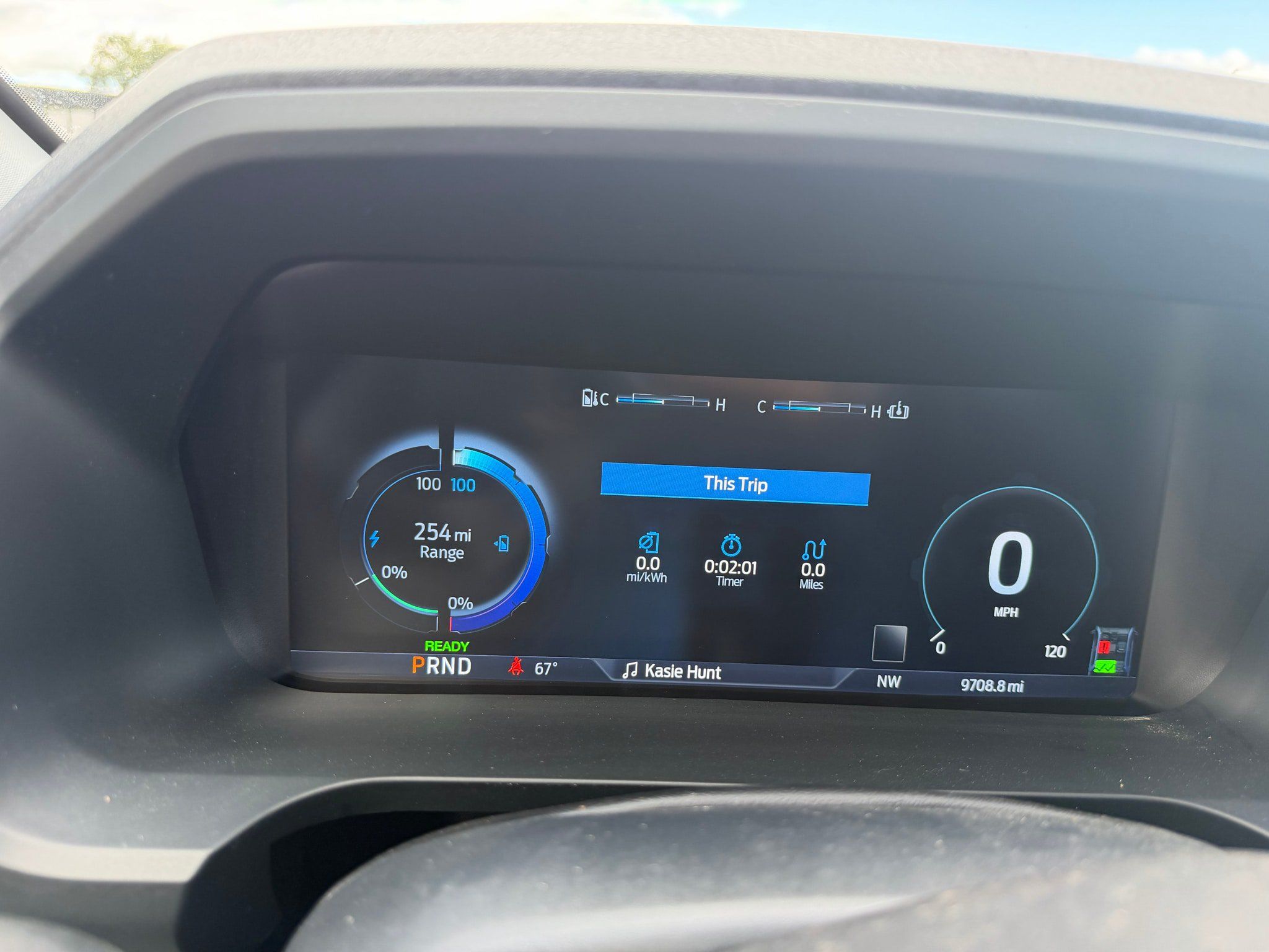 Used 2025 Ford F150 Lightning Flash AWD/4WD image 10