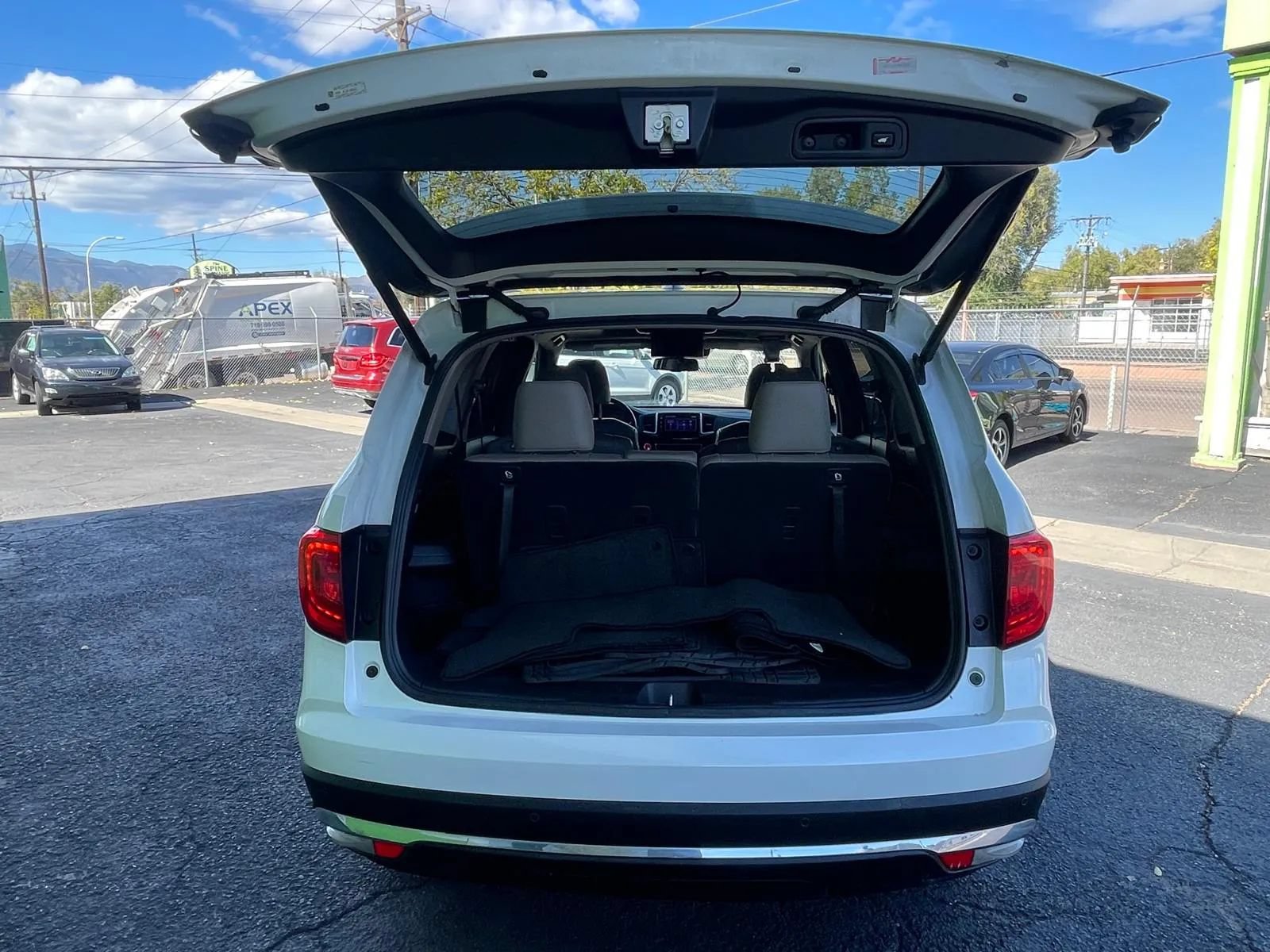 Used 2016 Honda Pilot Elite image 19