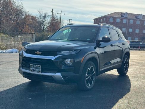 Used 2022 Chevrolet TrailBlazer LT w/ Convenience Package image 8