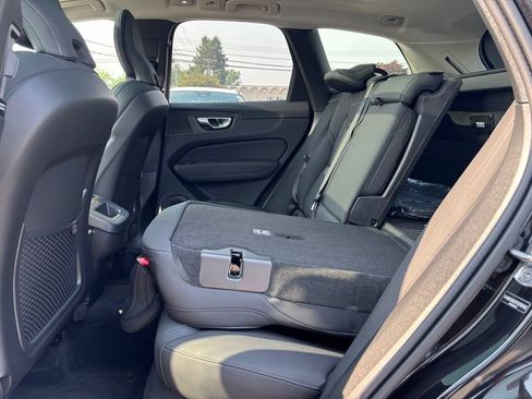 Used 2026 Volvo XC60 B5 Plus w/ Climate Package AWD/4WD image 23