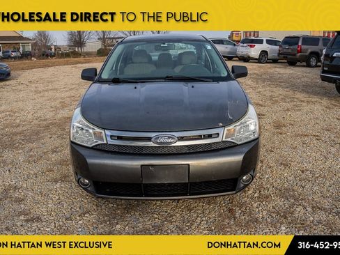 Used 2010 Ford Focus SE image 20