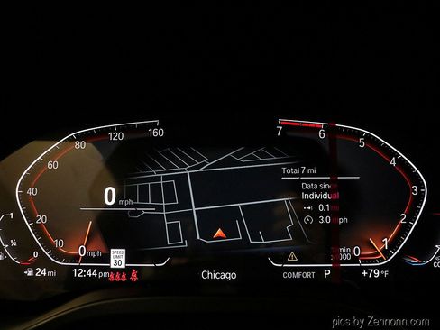 Used 2025 BMW X4 xDrive30i w/ Premium Package image 17