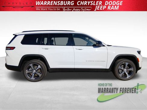 New 2025 Jeep Grand Cherokee L Limited w/ Luxury Tech Group II image 2