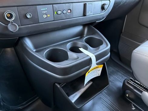 New 2025 Chevrolet Express 2500 Work Van 3D Cargo Van w/ Driver Convenience Package RWD image 28