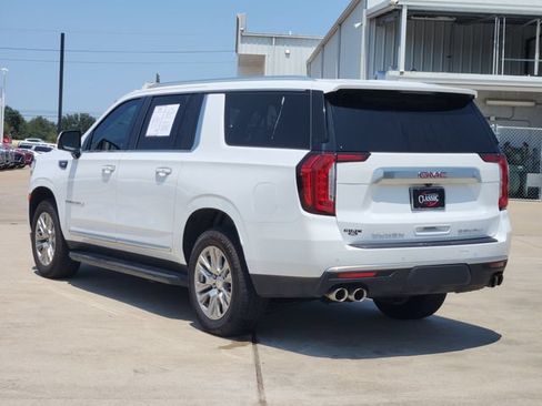 Used 2024 GMC Yukon XL Denali RWD image 5