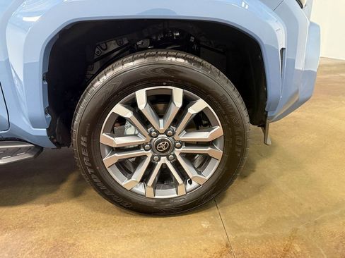 Used 2025 Toyota 4Runner Limited w/ Tow Technology Package image 82