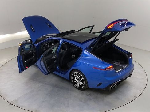 Used 2023 Kia Stinger GT2 image 52