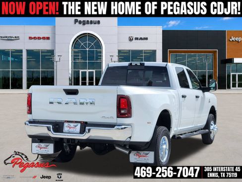New 2026 RAM 3500 Tradesman AWD/4WD image 5