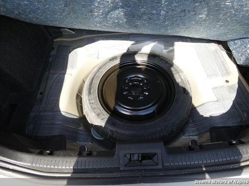 Used 2012 Ford Fusion SE FWD image 16