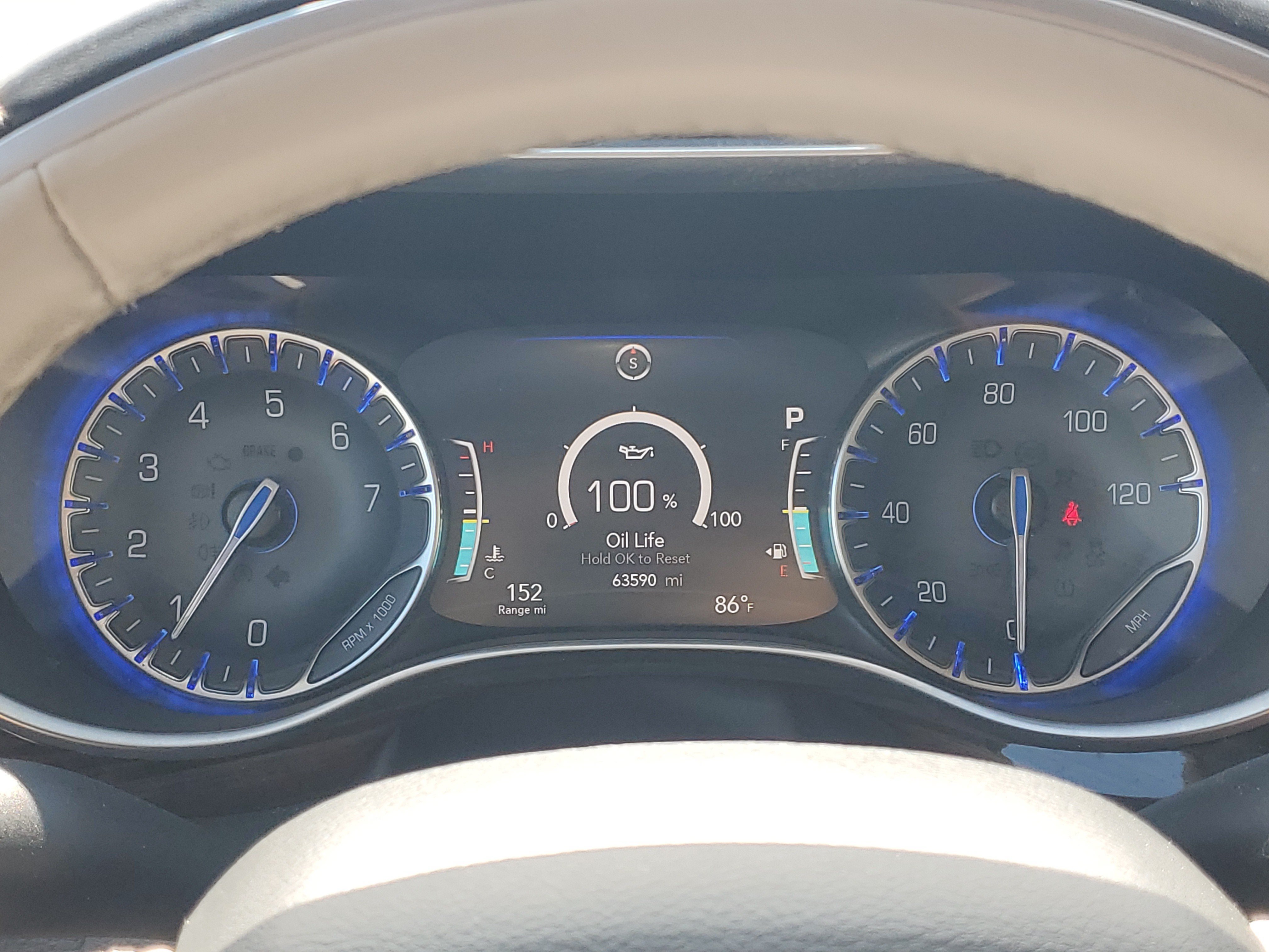 Used 2021 Chrysler Pacifica Limited w/ Premium & Safety Sphere Group AWD/4WD image 27