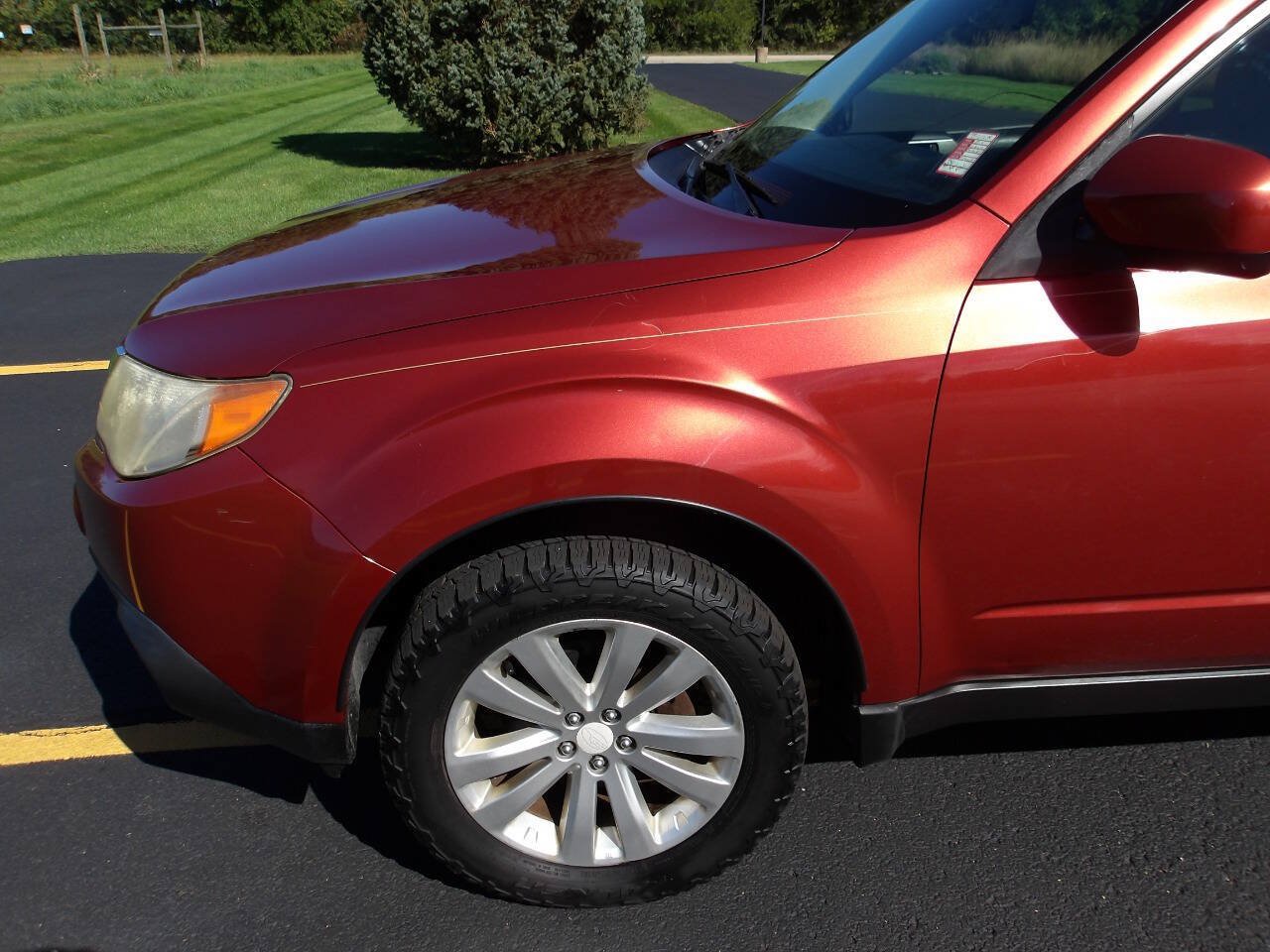 Used 2011 Subaru Forester 2.5X Limited AWD/4WD image 30