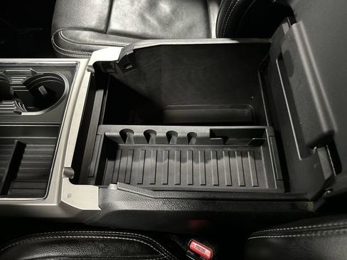 Certified 2017 Ford F250 Lariat w/ Chrome Package image 21