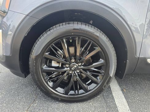 Used 2021 Kia Telluride SX w/ Towing Package FWD image 10