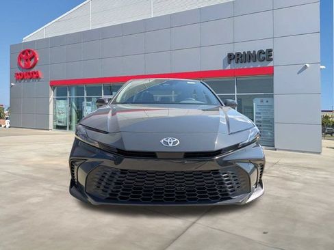 New 2026 Toyota Camry SE FWD image 9