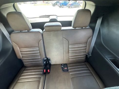 Used 2026 GMC Acadia Denali Ultimate w/ LPO, Floor Liner Package FWD image 30