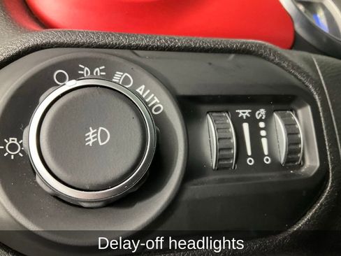 Certified 2021 Jeep Wrangler Unlimited Rubicon w/ Dual Top Group image 27