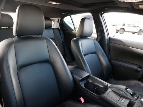 Used 2012 Lexus CT 200h image 19