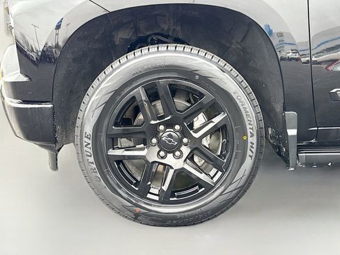 Used 2024 Chevrolet Silverado 1500 High Country w/ Midnight Edition image 33