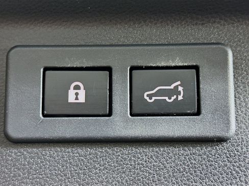 Used 2020 Subaru Forester Limited w/ Popular Package #3 AWD/4WD image 29