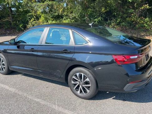 Used 2024 Volkswagen Jetta S image 38