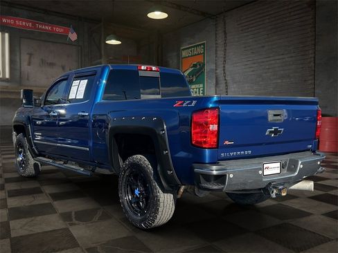 Used 2019 Chevrolet Silverado 2500 LTZ w/ Duramax Plus Package image 5