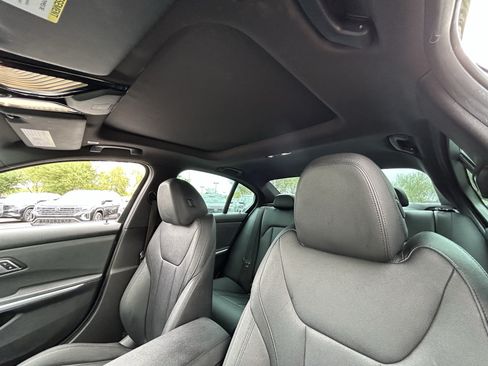 Used 2020 BMW 330i Sedan w/ Convenience Package RWD image 19