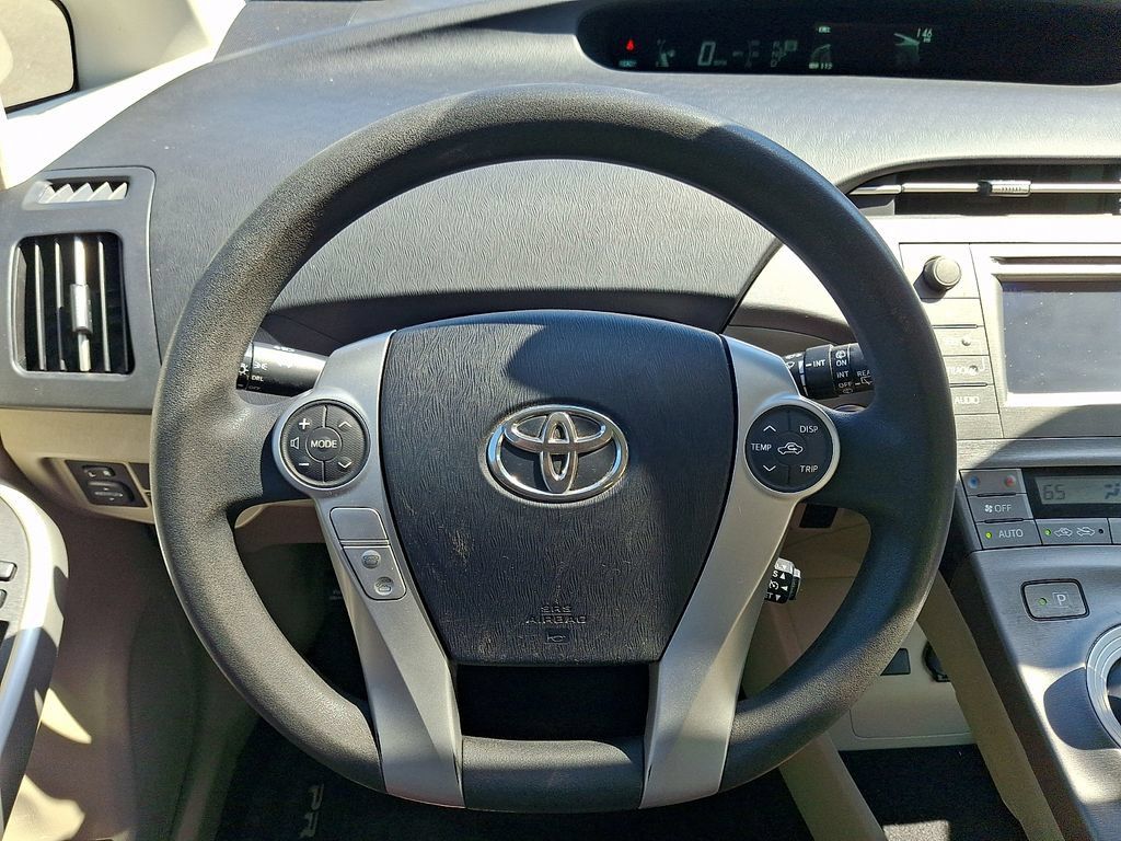 Used 2013 Toyota Prius Two FWD image 18