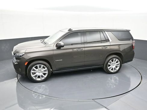 Used 2021 Chevrolet Tahoe High Country w/ Premium Package image 56