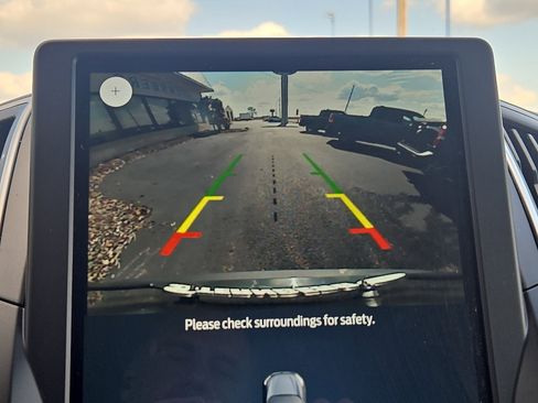 Certified 2022 Ford Edge SEL w/ Convenience Package image 17