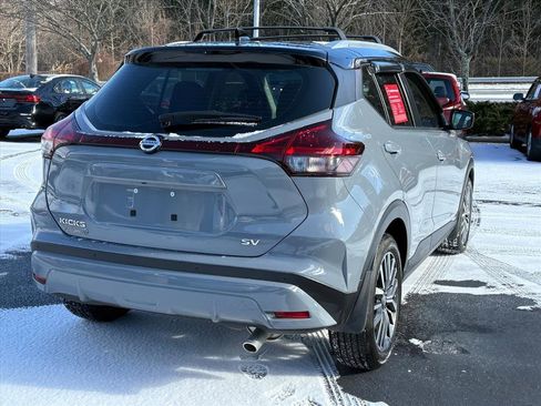 Certified 2021 Nissan Kicks SV w/ Exterior Package image 7