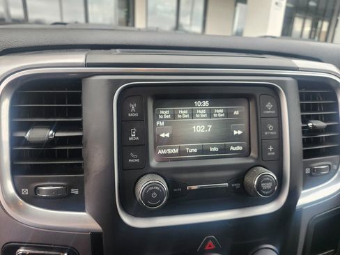 Used 2024 RAM 1500 Classic SLT image 10